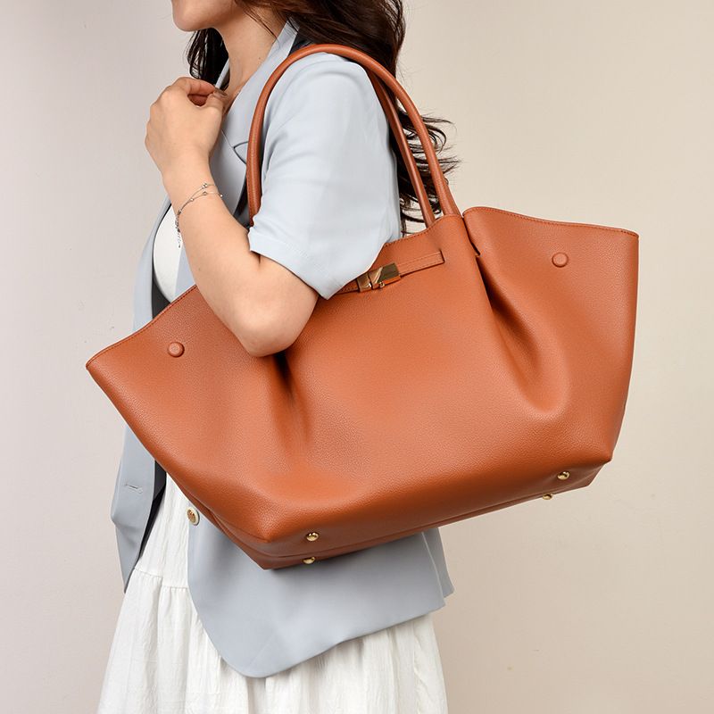 Coffee Women's Wings Shape New York Slouchy Tote Bag (61 x 13 x 29CM) - Soft Textured Suede, Oversized Dumpling Shoulder Handbag with Magnetic Closure, Organised Pockets and Metal Feet